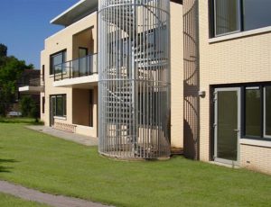 Керамический клинкер SORRENTO sand-weiss, жилой дом на несколько семей