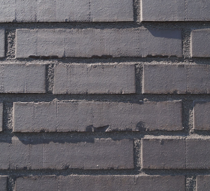 Клинкерный кирпич FARO schwarz-nuanciert в формате LDF (290x115x52). Укладка тыльной стороной.