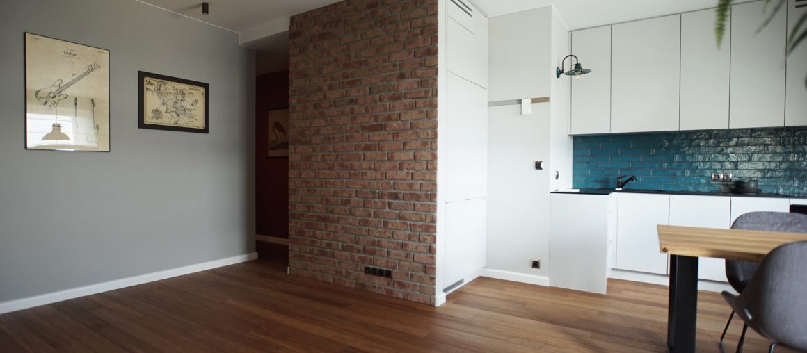 gostinaja_plitka_pod_kirpich_moorbrand_lehm_bunt