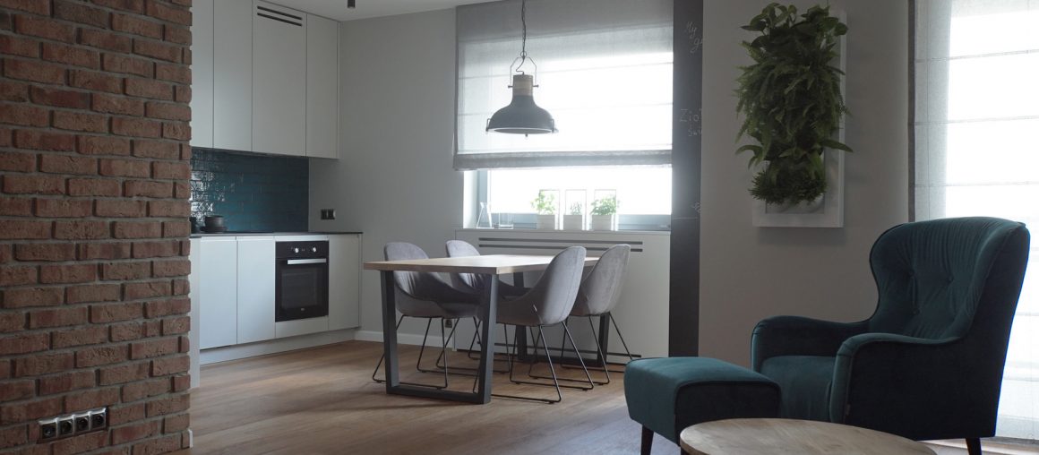 gostinaja_plitka_pod_kirpich_moorbrand_lehm_bunt2