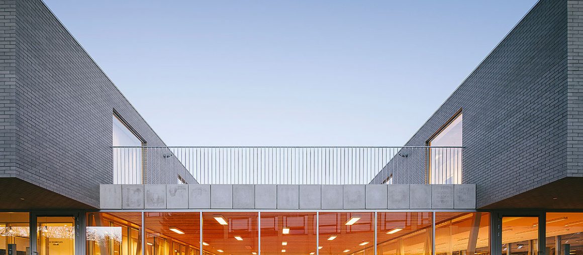 1539162887_faro-grau-nuanciert_tienen-ex26-11