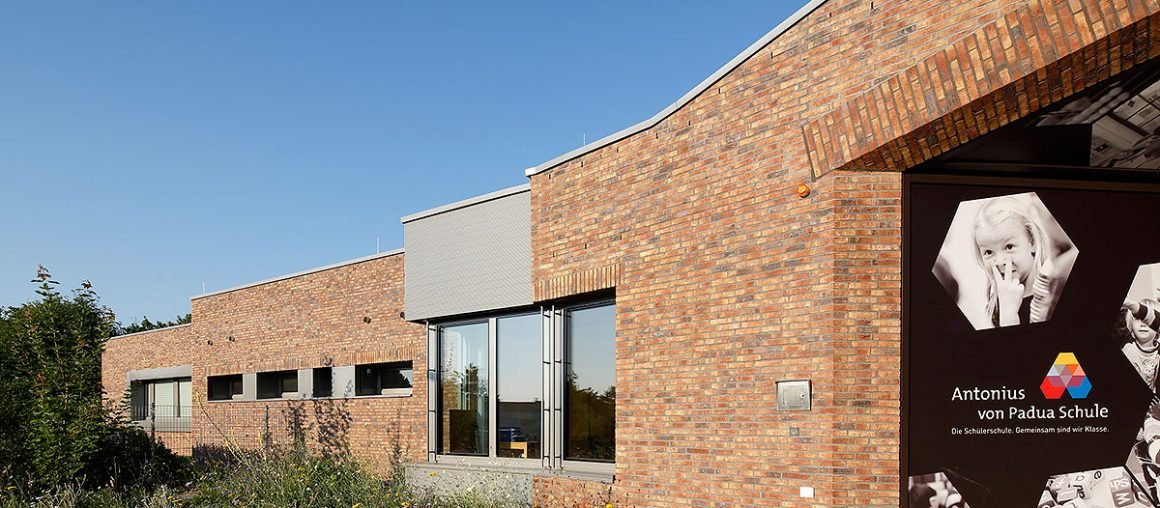 1485848152_roeben_klinker_wiesmoor_erd-bunt_df_antonius_v_padua_schule_6