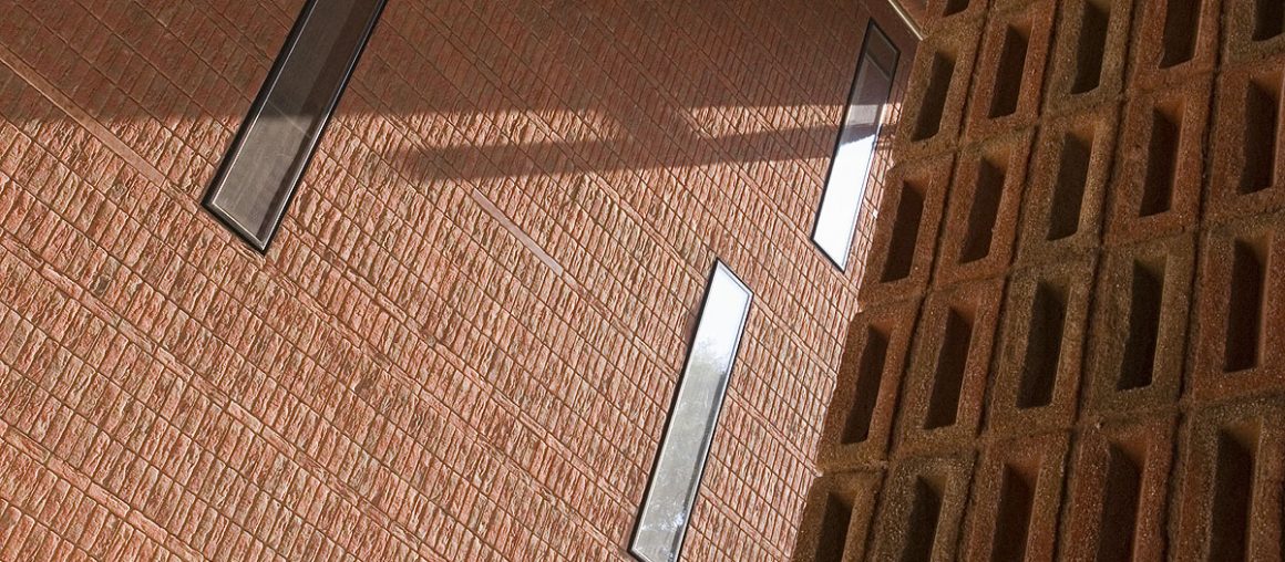 FEHNBRAND hellrot-bunt_1