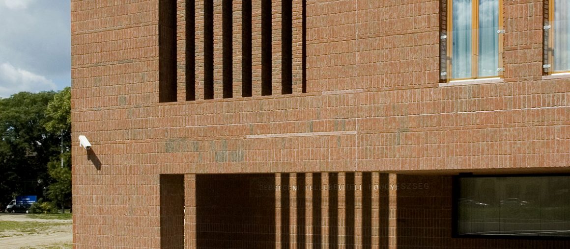 FEHNBRAND hellrot-bunt_11